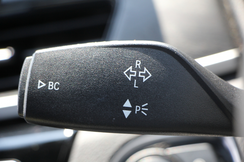 BMW X1 Xdrive18d Mｽﾎﾟｰﾂ ﾊｲﾗｲﾝ ｺﾝﾌｫｰﾄP 後期 ﾌｪｲｽﾘﾌﾄ後 ﾋｰﾀｰ黒革 電動ｼｰﾄ LEDﾍｯﾄﾞﾗｲﾄ 追従ACC 変更後ﾀｯﾁﾊﾟﾈﾙ対応HDDﾅﾋﾞ新ﾒｰﾀｰ Bluetooth接続 Pｱｼｽﾄ Bｶﾒﾗ 電動ﾄﾗﾝｸ 衝突軽減ﾌﾞﾚｰｷ 車線逸脱警告 歩行者警告 2年保証