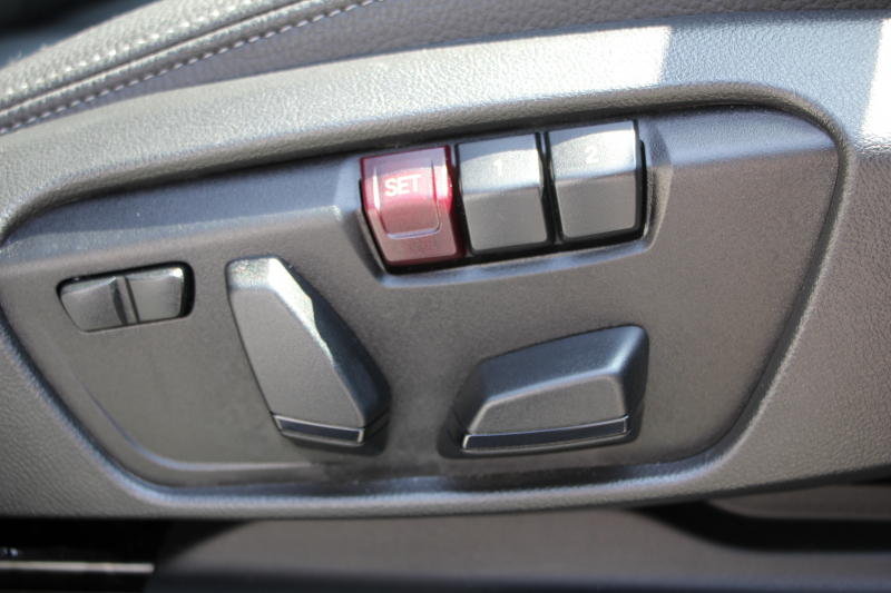 BMW X1 Xdrive18d Mｽﾎﾟｰﾂ ﾊｲﾗｲﾝ ｺﾝﾌｫｰﾄP 後期 ﾌｪｲｽﾘﾌﾄ後 ﾋｰﾀｰ黒革 電動ｼｰﾄ LEDﾍｯﾄﾞﾗｲﾄ 追従ACC 変更後ﾀｯﾁﾊﾟﾈﾙ対応HDDﾅﾋﾞ新ﾒｰﾀｰ Bluetooth接続 Pｱｼｽﾄ Bｶﾒﾗ 電動ﾄﾗﾝｸ 衝突軽減ﾌﾞﾚｰｷ 車線逸脱警告 歩行者警告 2年保証