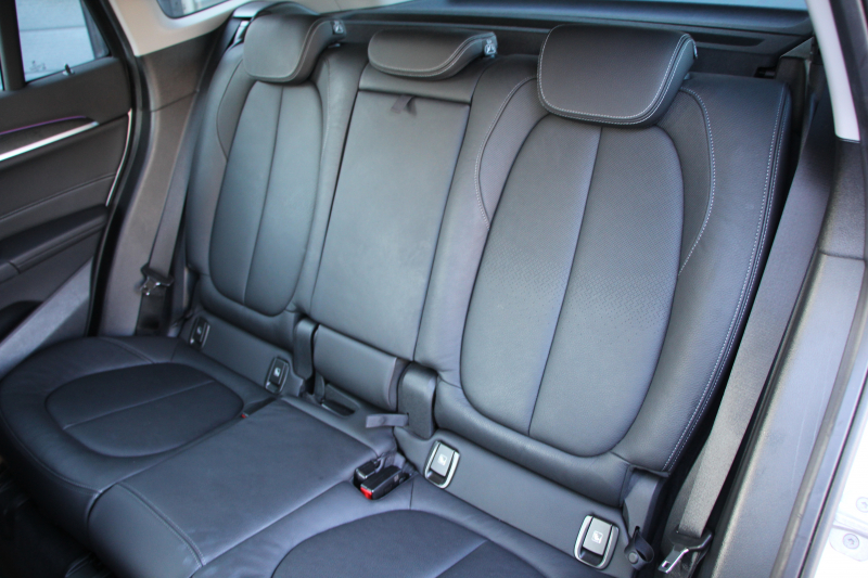 BMW X1 Xdrive18d Xﾗｲﾝ ｴﾃﾞｨｼｮﾝｼﾞｮｲﾌﾟﾗｽ ﾊｲﾗｲﾝ&ｺﾝﾌｫｰﾄP 後期 ﾌｪｲｽﾘﾌﾄ後 真珠色 ﾋｰﾀｰ黒革 追従ACC LEDﾍｯﾄﾞﾗｲﾄ 電動ﾄﾗﾝｸ ﾀｯﾁ画面HDDﾅﾋﾞ衝突軽減ﾌﾞﾚｰｷ 車線逸脱警告 歩行者警告 専用18AW ｳｯﾄﾞﾊﾟﾈﾙ 2年保証