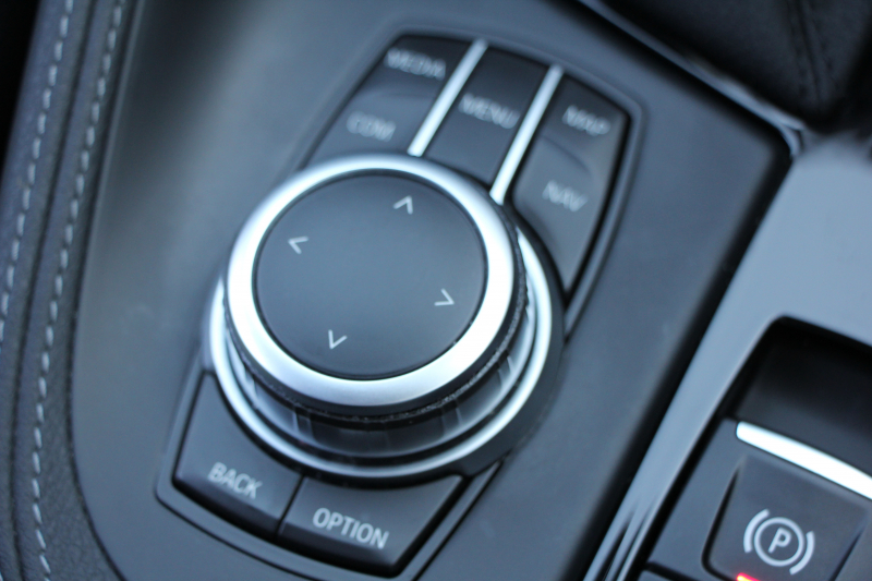 BMW X1 Xdrive18d Xﾗｲﾝ ｴﾃﾞｨｼｮﾝｼﾞｮｲﾌﾟﾗｽ ﾊｲﾗｲﾝ&ｺﾝﾌｫｰﾄP 後期 ﾌｪｲｽﾘﾌﾄ後 真珠色 ﾋｰﾀｰ黒革 追従ACC LEDﾍｯﾄﾞﾗｲﾄ 電動ﾄﾗﾝｸ ﾀｯﾁ画面HDDﾅﾋﾞ衝突軽減ﾌﾞﾚｰｷ 車線逸脱警告 歩行者警告 専用18AW ｳｯﾄﾞﾊﾟﾈﾙ 2年保証