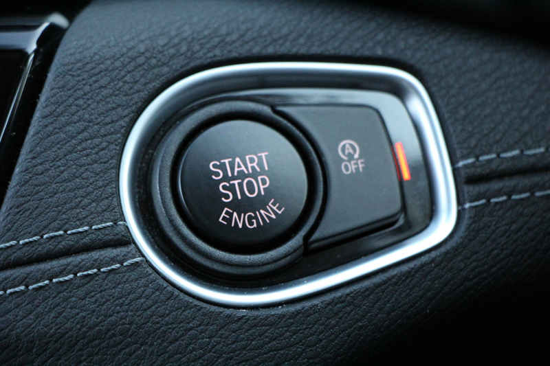 BMW X1 Xdrive18d Xﾗｲﾝ ｴﾃﾞｨｼｮﾝｼﾞｮｲﾌﾟﾗｽ ﾊｲﾗｲﾝ&ｺﾝﾌｫｰﾄP 後期 ﾌｪｲｽﾘﾌﾄ後 真珠色 ﾋｰﾀｰ黒革 追従ACC LEDﾍｯﾄﾞﾗｲﾄ 電動ﾄﾗﾝｸ ﾀｯﾁ画面HDDﾅﾋﾞ衝突軽減ﾌﾞﾚｰｷ 車線逸脱警告 歩行者警告 専用18AW ｳｯﾄﾞﾊﾟﾈﾙ 2年保証