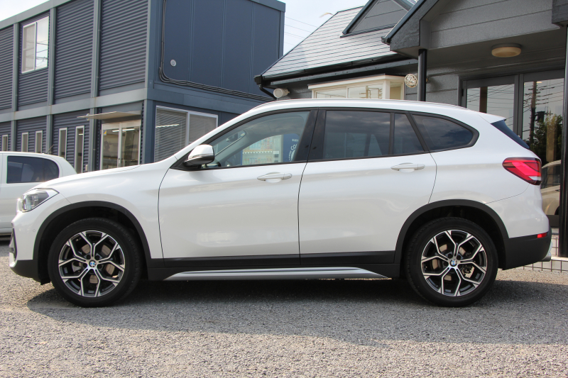 BMW X1 Xdrive18d Xﾗｲﾝ ｴﾃﾞｨｼｮﾝｼﾞｮｲﾌﾟﾗｽ ﾊｲﾗｲﾝ&ｺﾝﾌｫｰﾄP 後期 ﾌｪｲｽﾘﾌﾄ後 真珠色 ﾋｰﾀｰ黒革 追従ACC LEDﾍｯﾄﾞﾗｲﾄ 電動ﾄﾗﾝｸ ﾀｯﾁ画面HDDﾅﾋﾞ衝突軽減ﾌﾞﾚｰｷ 車線逸脱警告 歩行者警告 専用18AW ｳｯﾄﾞﾊﾟﾈﾙ 2年保証