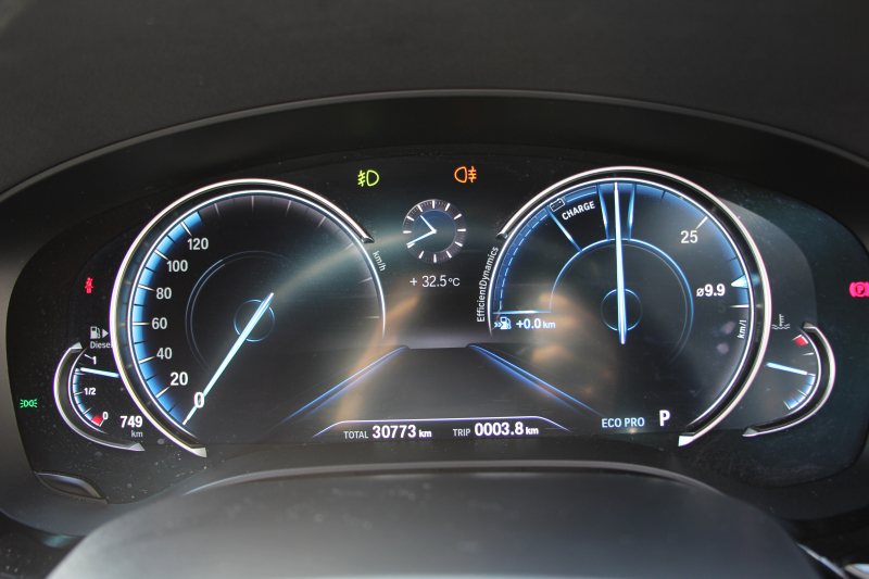 BMW 5シリーズ 523d ﾂｰﾘﾝｸﾞｴﾃﾞｨｼｮﾝﾐｯｼｮﾝｲﾝﾎﾟｯｼﾌﾞﾙ 特別仕様車 ﾊｰﾏﾝｶｰﾄﾞﾝｻﾗｳﾝﾄﾞHUD 専用ﾌﾞﾗｯｸ19AW ﾌﾞﾗｯｸｷﾄﾞﾆｰｸﾞﾘﾙ 追従ACC ｽﾃｱﾘﾝｸﾞｻﾎﾟｰﾄ 360度ｶﾒﾗ Pｱｼｽﾄ ﾀｯﾁ画面HDDﾅﾋﾞTV LEDﾍｯﾄﾞﾗｲﾄ ｵｰﾄﾊｲﾋﾞｰﾑ 2年保証