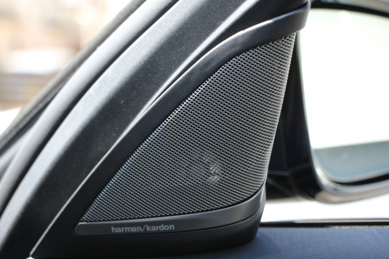 BMW 5シリーズ 523d ﾂｰﾘﾝｸﾞｴﾃﾞｨｼｮﾝﾐｯｼｮﾝｲﾝﾎﾟｯｼﾌﾞﾙ 特別仕様車 ﾊｰﾏﾝｶｰﾄﾞﾝｻﾗｳﾝﾄﾞHUD 専用ﾌﾞﾗｯｸ19AW ﾌﾞﾗｯｸｷﾄﾞﾆｰｸﾞﾘﾙ 追従ACC ｽﾃｱﾘﾝｸﾞｻﾎﾟｰﾄ 360度ｶﾒﾗ Pｱｼｽﾄ ﾀｯﾁ画面HDDﾅﾋﾞTV LEDﾍｯﾄﾞﾗｲﾄ ｵｰﾄﾊｲﾋﾞｰﾑ 2年保証