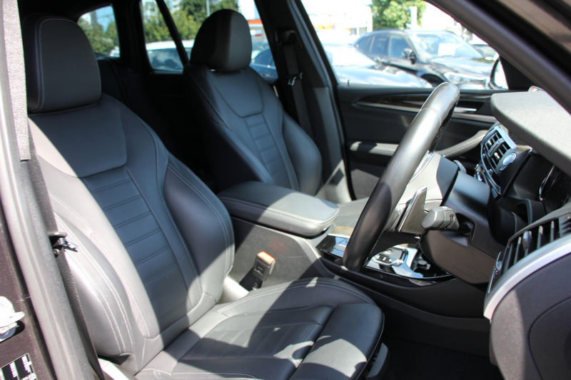 BMW X3 Xdrive20d Mｽﾎﾟｰﾂ ﾊｲﾗｲﾝ 全席ﾋｰﾀｰ黒革 ﾗﾝﾊﾞｰｻﾎﾟｰﾄ ｼﾞｪｽﾁｬｰC HUD LEDﾍｯﾄﾞﾗｲﾄ ｵｰﾄﾊｲﾋﾞｰﾑ ﾀｯﾁﾊﾟﾈﾙ対応HDDﾅﾋﾞTV ﾜｲﾔﾚｽ充電 液晶ﾒｰﾀｰ 360度ｶﾒﾗ ｽﾃｱﾘﾝｸﾞｻﾎﾟｰﾄ 追従ACC 電動ﾄﾗﾝｸ ﾊﾟﾄﾞﾙｼﾌﾄ ｵﾌﾟｼｮﾝ20AW 2年保証