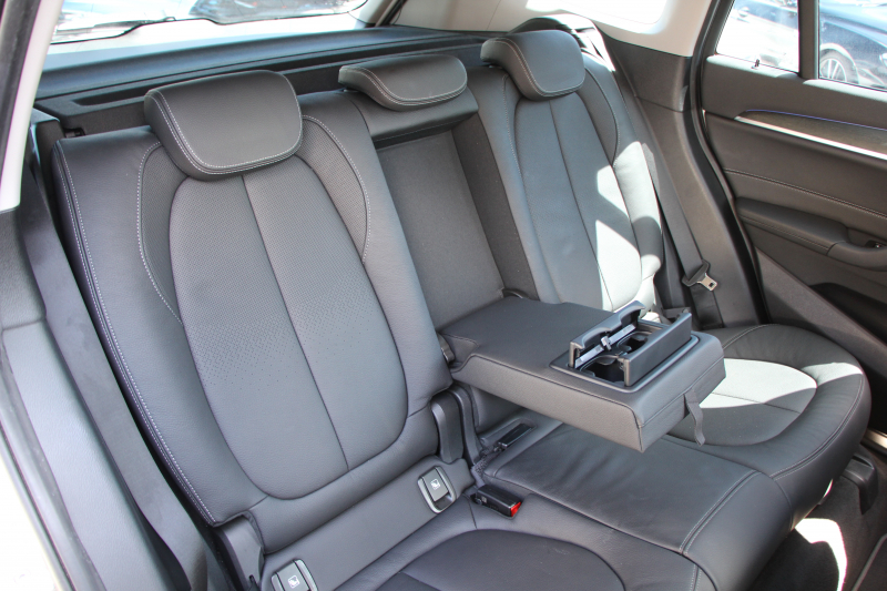 BMW X1 Xdrive18d Xﾗｲﾝ ｴﾃﾞｨｼｮﾝｼﾞｮｲﾌﾟﾗｽ 1ｵｰﾅ ﾊｲﾗｲﾝ&ｺﾝﾌｫｰﾄP 後期 ﾌｪｲｽﾘﾌﾄ後 真珠色 ﾋｰﾀｰ黒革 追従ACC LEDﾍｯﾄﾞﾗｲﾄ 電動ﾄﾗﾝｸ ﾀｯﾁ画面HDDﾅﾋﾞ衝突軽減ﾌﾞﾚｰｷ 車線逸脱警告 歩行者警告 専用18AW ｳｯﾄﾞﾊﾟﾈﾙ 2年保証