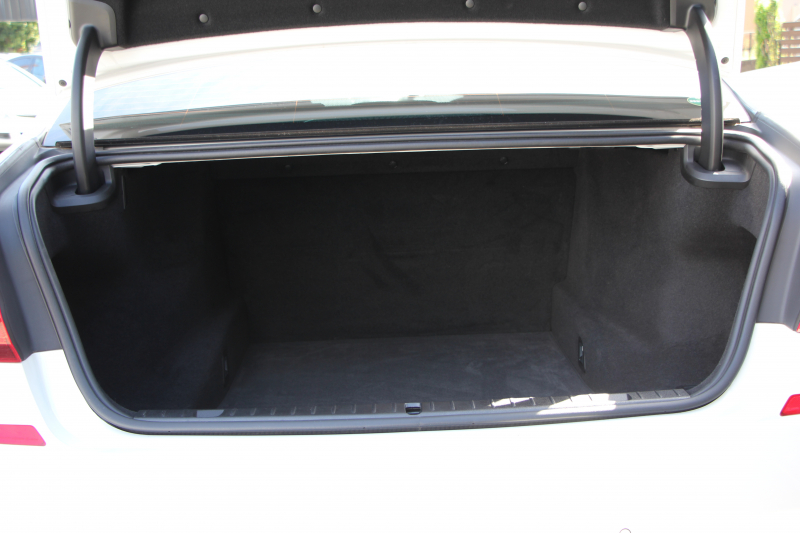 BMW 7シリーズ 740d Xdrive Mｽﾎﾟｰﾂ ﾘｱｺﾝﾌｫｰﾄP 1ｵｰﾅ ﾘｱｴﾝﾀｰﾃｲﾒﾝﾄ ﾘｱﾓﾆﾀｰ ﾀｯﾁｺﾏﾝﾄﾞﾋｰﾄｺﾝﾌｫｰﾄP ｻﾝﾙｰﾌ ﾚｰｻﾞｰﾗｲﾄ ﾃﾞｨｽﾌﾟﾚｲｷｰ ﾘﾓｰﾄﾊﾟｰｷﾝｸﾞﾏｯｻｰｼﾞ&ﾍﾞﾝﾁﾚｰｼｮﾝ ｺﾆｬｯｸﾚｻﾞｰ 360度ｶﾒﾗ 4WD 3.0Lﾃﾞｨｰｾﾞﾙﾀｰﾎﾞ2年保証