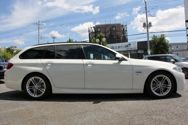 BMW 5シリーズ 523d ﾂｰﾘﾝｸﾞMｽﾎﾟｰﾂ ﾊｲﾗｲﾝ 最終ﾓﾃﾞﾙ 全席ﾋｰﾀｰ黒革 LEDﾍｯﾄﾞﾗｲﾄ 追従ACC ﾚｰﾝﾁｪﾝｼﾞ警告 衝突軽減ﾌﾞﾚｰｷ 車線逸脱警告 歩行者警告 ﾀｯﾁﾊﾟｯﾄﾞ対応HDDﾅﾋﾞﾌﾙｾｸﾞTV 電動ﾄﾗﾝｸ ｱｸﾃｨﾌﾞﾌﾟﾛﾃｸｼｮﾝ NOｽﾓｰｶｰP2年保証