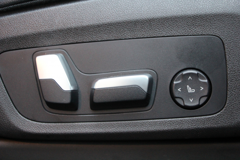 BMW X4 Xdrive30i Mｽﾎﾟｰﾂ ｾﾚｸﾄP ﾊﾟﾉﾗﾏｻﾝﾙｰﾌ 全席ﾋｰﾀｰ黒革 ｱｸﾃｨﾌﾞﾍﾞﾝﾁﾚｰｼｮﾝ ﾊｰﾏﾝｶｰﾄﾞﾝ ｼﾞｪｽﾁｬｰC 液晶ﾒｰﾀｰ 追従ACC ｽﾃｱﾘﾝｸﾞｻﾎﾟｰﾄ HUD ｵﾌﾟｼｮﾝ20AW ﾀｯﾁ画面HDDﾅﾋﾞ360度ｶﾒﾗ LEDﾍｯﾄﾞﾗｲﾄ ｵｰﾄﾊｲﾋﾞｰﾑ 電動ﾄﾗﾝｸ 2年保証