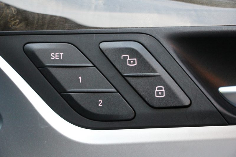 BMW X4 Xdrive30i Mｽﾎﾟｰﾂ ｾﾚｸﾄP ﾊﾟﾉﾗﾏｻﾝﾙｰﾌ 全席ﾋｰﾀｰ黒革 ｱｸﾃｨﾌﾞﾍﾞﾝﾁﾚｰｼｮﾝ ﾊｰﾏﾝｶｰﾄﾞﾝ ｼﾞｪｽﾁｬｰC 液晶ﾒｰﾀｰ 追従ACC ｽﾃｱﾘﾝｸﾞｻﾎﾟｰﾄ HUD ｵﾌﾟｼｮﾝ20AW ﾀｯﾁ画面HDDﾅﾋﾞ360度ｶﾒﾗ LEDﾍｯﾄﾞﾗｲﾄ ｵｰﾄﾊｲﾋﾞｰﾑ 電動ﾄﾗﾝｸ 2年保証