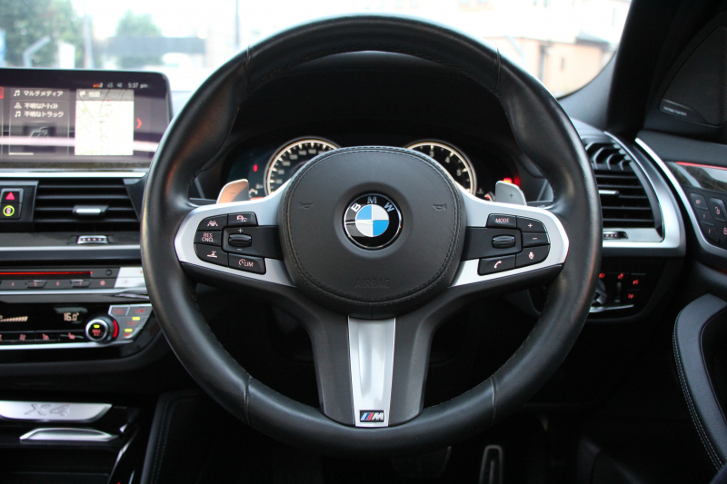 BMW X4 Xdrive30i Mｽﾎﾟｰﾂ ｾﾚｸﾄP ﾊﾟﾉﾗﾏｻﾝﾙｰﾌ 全席ﾋｰﾀｰ黒革 ｱｸﾃｨﾌﾞﾍﾞﾝﾁﾚｰｼｮﾝ ﾊｰﾏﾝｶｰﾄﾞﾝ ｼﾞｪｽﾁｬｰC 液晶ﾒｰﾀｰ 追従ACC ｽﾃｱﾘﾝｸﾞｻﾎﾟｰﾄ HUD ｵﾌﾟｼｮﾝ20AW ﾀｯﾁ画面HDDﾅﾋﾞ360度ｶﾒﾗ LEDﾍｯﾄﾞﾗｲﾄ ｵｰﾄﾊｲﾋﾞｰﾑ 電動ﾄﾗﾝｸ 2年保証