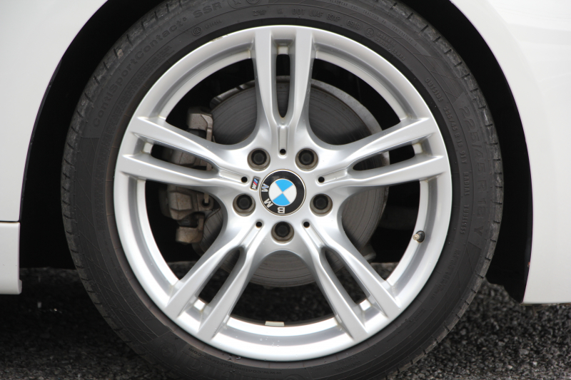 BMW 3シリーズ 320i ﾂｰﾘﾝｸﾞMｽﾎﾟｰﾂ 最終ﾓﾃﾞﾙ 新ｴﾝｼﾞﾝ ｼｰﾄﾋｰﾀｰ LEDﾍｯﾄﾞﾗｲﾄ&ﾃｰﾙ NEWﾙｰﾑﾐﾗｰ 追従ACC ﾚｰﾝﾁｪﾝｼﾞ警告 ﾀｯﾁﾊﾟﾈﾙ対応HDDﾅﾋﾞ Bｶﾒﾗ Bluetooth接続 ﾊﾟﾄﾞﾙｼﾌﾄ 電動ﾄﾗﾝｸ 衝突軽減ﾌﾞﾚｰｷ 車線逸脱警告 歩行者警告 2年保証