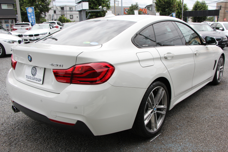 BMW 4シリーズ 420i ｸﾞﾗﾝｸｰﾍﾟMｽﾎﾟｰﾂ LCI後期 1ｵｰﾅ ﾌｪｲｽﾘﾌﾄ後 ｼｰﾄﾋｰﾀｰ 追従ACC LEDﾍｯﾄﾞﾗｲﾄ&ﾃｰﾙ&ﾌｫｸﾞｵﾌﾟｼｮﾝ19AW ﾀｯﾁ画面HDDﾅﾋﾞTV Bｶﾒﾗ 電動ﾄﾗﾝｸ ｽﾏｰﾄｷｰ 液晶ﾒｰﾀｰ Hi-fiｽﾋﾟｰｶｰ 衝突軽減ﾌﾞﾚｰｷ 車線逸脱警告 歩行者警告 2年保証