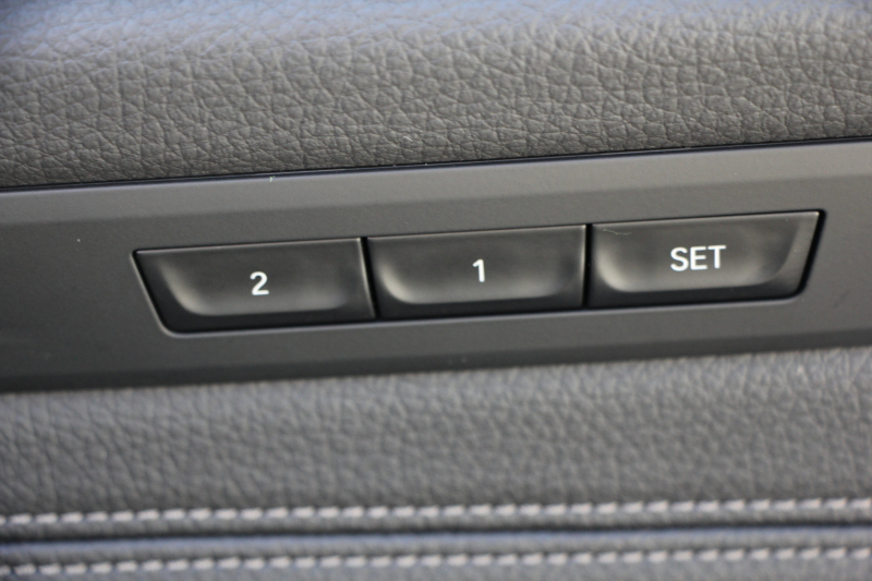 BMW 5シリーズ 540i Xdrive ﾂｰﾘﾝｸﾞMｽﾎﾟｰﾂ ﾃﾞﾋﾞｭｰP 直6ﾀｰﾎﾞ340馬力 4WD 全席ﾋｰﾀｰ黒革 HUD ｿﾌﾄｸﾛｰｽﾞﾄﾞｱ ｼﾞｪｽﾁｬｰC 追従ACC ｽﾃｱﾘﾝｸﾞｻﾎﾟｰﾄ 液晶ﾒｰﾀｰ 専用ｱﾀﾞﾌﾟﾃｨﾌﾞｻｽ LEDﾍｯﾄﾞﾗｲﾄ ｵｰﾄﾊｲﾋﾞｰﾑ 電動ﾄﾗﾝｸ 360度ｶﾒﾗ ﾀｯﾁ画面HDDﾅﾋﾞ2年保証