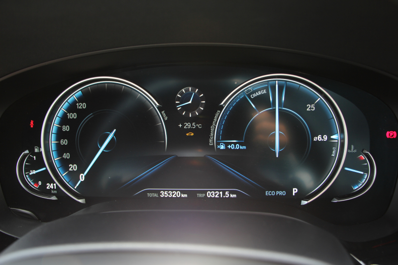 BMW 5シリーズ 540i Xdrive Mｽﾎﾟｰﾂ ｲﾉﾍﾞｰｼｮﾝ&ｺﾝﾌｫｰﾄP 直6ﾀｰﾎﾞ4WD 340馬力 ｻﾝﾙｰﾌ 全席ﾋｰﾀｰ黒革 ﾏｯｻｰｼﾞ&ﾍﾞﾝﾁﾚｰｼｮﾝ ｼﾞｪｽﾁｬｰC 純正可変&ｼｭﾆｯﾂｧｰｻｽ 3Ddesign20AW 液晶ﾒｰﾀｰ HUD 追従ACC LEDﾍｯﾄﾞﾗｲﾄ ﾀｯﾁ画面HDDﾅﾋﾞTV Mspﾌﾞﾚｰｷ 2年保証