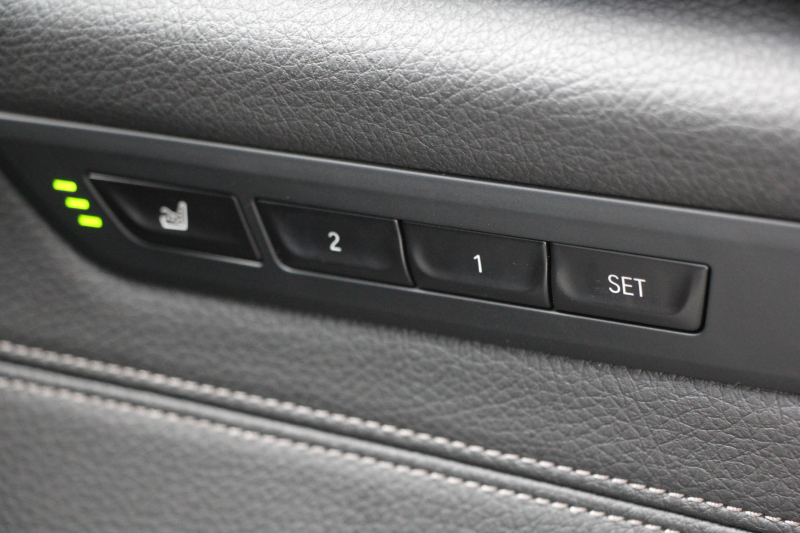 BMW 5シリーズ 540i Xdrive Mｽﾎﾟｰﾂ ｲﾉﾍﾞｰｼｮﾝ&ｺﾝﾌｫｰﾄP 直6ﾀｰﾎﾞ4WD 340馬力 ｻﾝﾙｰﾌ 全席ﾋｰﾀｰ黒革 ﾏｯｻｰｼﾞ&ﾍﾞﾝﾁﾚｰｼｮﾝ ｼﾞｪｽﾁｬｰC 純正可変&ｼｭﾆｯﾂｧｰｻｽ 3Ddesign20AW 液晶ﾒｰﾀｰ HUD 追従ACC LEDﾍｯﾄﾞﾗｲﾄ ﾀｯﾁ画面HDDﾅﾋﾞTV Mspﾌﾞﾚｰｷ 2年保証