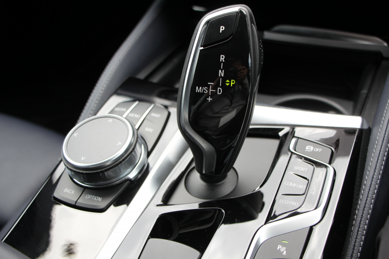 BMW 5シリーズ 530i ｴﾃﾞｨｼｮﾝﾐｯｼｮﾝｲﾝﾎﾟｯｼﾌﾞﾙ 特別仕様車 高出力 252馬力 1ｵ-ﾅ ﾅｲﾄﾌﾞﾙｰﾚｻﾞｰ 全席ﾋｰﾀｰ H&Rﾀﾞｳﾝｻｽ&純正可変 RAYSﾎﾑﾗ19AW HUD ﾊｰﾏﾝｶｰﾄﾞﾝ 追従ACC ｽﾃｱｻﾎﾟｰﾄ ﾀｯﾁ画面HDDﾅﾋﾞTV LEDﾍｯﾄﾞﾗｲﾄ ｵｰﾄﾊｲﾋﾞｰﾑ 電動ﾄﾗﾝｸ 360度ｶﾒﾗ 2年保証