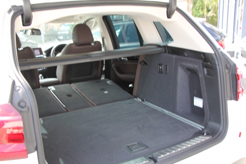 BMW X3 Xdrive20d Xﾗｲﾝ 真珠色 1ｵｰﾅ 全席ﾋｰﾀｰ茶革 HUD 追従ACC ｽﾃｱﾘﾝｸﾞｻﾎﾟｰﾄ 液晶ﾒｰﾀｰ ﾀｯﾁ画面対応HDDﾅﾋﾞTV LEDﾍｯﾄﾞﾗｲﾄ ｵｰﾄﾊｲﾋﾞｰﾑ 360度ｶﾒﾗ 電動ﾄﾗﾝｸ 衝突軽減ﾌﾞﾚｰｷ 車線逸脱警告 歩行者警告 2年保証