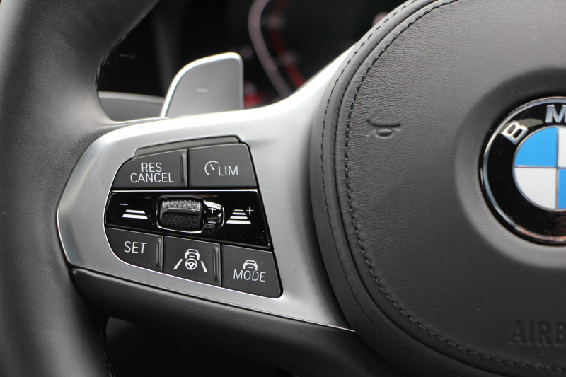 BMW 3シリーズ 320i Mｽﾎﾟｰﾂ ﾃﾞﾋﾞｭｰ&ｺﾝﾌｫｰﾄP ｻﾝﾙｰﾌ ﾋｰﾀｰ黒革 専用ﾌﾞﾙｰｽﾃｯﾁ 19AW 追従ACC ｽﾃｱﾘﾝｸﾞｻﾎﾟｰﾄ LEDﾍｯﾄﾞﾗｲﾄ ｵｰﾄﾊｲﾋﾞｰﾑ 電動ﾄﾗﾝｸ ｱｯﾌﾟﾙｶｰﾌﾟﾚｲ ﾀｯﾁ画面HDDﾅﾋﾞﾜｲﾔﾚｽ充電 Hi-fiｽﾋﾟｰｶｰ Pｱｼｽﾄ 専用ｴｱﾛ 2年保証