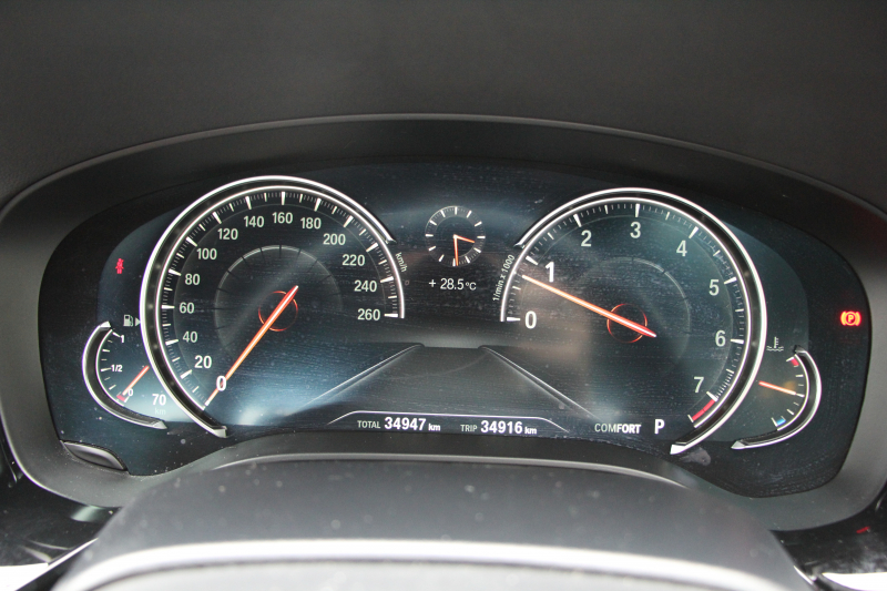 BMW 5シリーズ 530i Mｽﾎﾟｰﾂ ｲﾉﾍﾞｰｼｮﾝP 1ｵｰﾅ 高出力 252馬力 全席ﾋｰﾀｰ黒革 HUD ﾃﾞｨｽﾌﾟﾚｲｷｰ ﾘﾓｰﾄﾊﾟｰｷﾝｸﾞ追従ACC ｽﾃｱﾘﾝｸﾞｻﾎﾟｰﾄ LEDﾍｯﾄﾞﾗｲﾄ ｵｰﾄﾊｲﾋﾞｰﾑ ﾀｯﾁ画面HDDﾅﾋﾞTV ｼﾞｪｽﾁｬｰC 360度ｶﾒﾗ Pｱｼｽﾄﾌﾟﾗｽ 電動ﾄﾗﾝｸ 2年保証