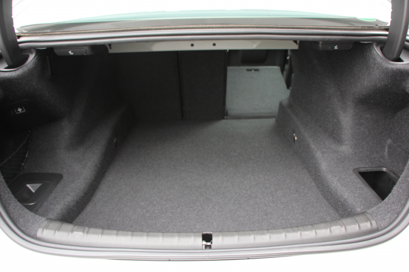 BMW 5シリーズ 530i Mｽﾎﾟｰﾂ ｲﾉﾍﾞｰｼｮﾝP 1ｵｰﾅ 高出力 252馬力 全席ﾋｰﾀｰ黒革 HUD ﾃﾞｨｽﾌﾟﾚｲｷｰ ﾘﾓｰﾄﾊﾟｰｷﾝｸﾞ追従ACC ｽﾃｱﾘﾝｸﾞｻﾎﾟｰﾄ LEDﾍｯﾄﾞﾗｲﾄ ｵｰﾄﾊｲﾋﾞｰﾑ ﾀｯﾁ画面HDDﾅﾋﾞTV ｼﾞｪｽﾁｬｰC 360度ｶﾒﾗ Pｱｼｽﾄﾌﾟﾗｽ 電動ﾄﾗﾝｸ 2年保証