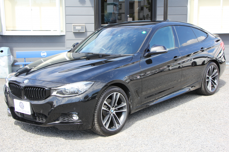 BMW 3シリーズ 320d Xdrive ｸﾞﾗﾝﾂｰﾘｽﾓ Mｽﾎﾟｰﾂ 後期 新ｴﾝｼﾞﾝ 4WD ﾋｰﾀｰ黒革 LEDﾍｯﾄﾞﾗｲﾄ&ﾃｰﾙ 追従ACC ﾚｰﾝﾁｪﾝｼﾞ警告 衝突軽減ﾌﾞﾚｰｷ 車線逸脱警告 歩行者警告 TOPﾋﾞｭｰ&ｻｲﾄﾞﾋﾞｭｰｶﾒﾗ ﾀｯﾁ画面HDDﾅﾋﾞ電動ﾄﾗﾝｸ 19AW 2年保証