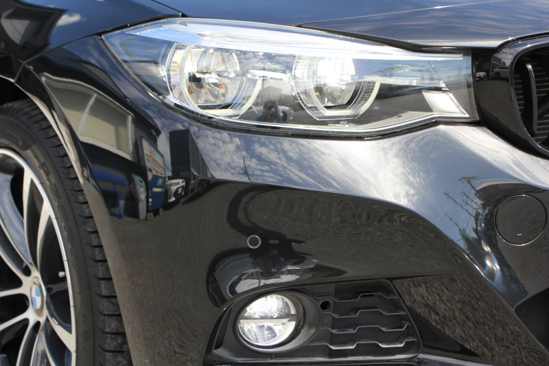 BMW 3シリーズ 320d Xdrive ｸﾞﾗﾝﾂｰﾘｽﾓ Mｽﾎﾟｰﾂ 後期 新ｴﾝｼﾞﾝ 4WD ﾋｰﾀｰ黒革 LEDﾍｯﾄﾞﾗｲﾄ&ﾃｰﾙ 追従ACC ﾚｰﾝﾁｪﾝｼﾞ警告 衝突軽減ﾌﾞﾚｰｷ 車線逸脱警告 歩行者警告 TOPﾋﾞｭｰ&ｻｲﾄﾞﾋﾞｭｰｶﾒﾗ ﾀｯﾁ画面HDDﾅﾋﾞ電動ﾄﾗﾝｸ 19AW 2年保証