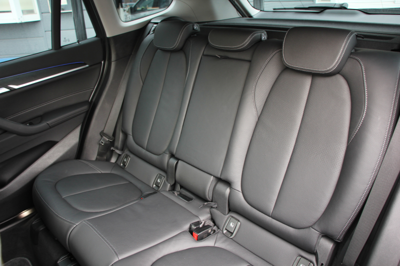 BMW X1 Xdrive18d Xﾗｲﾝ ｴﾃﾞｨｼｮﾝｼﾞｮｲﾌﾟﾗｽ ﾊｲﾗｲﾝ&ｺﾝﾌｫｰﾄP 後期 ﾌｪｲｽﾘﾌﾄ後 真珠色 ﾋｰﾀｰ黒革 追従ACC LEDﾍｯﾄﾞﾗｲﾄ 電動ﾄﾗﾝｸ ﾀｯﾁ画面HDDﾅﾋﾞ衝突軽減ﾌﾞﾚｰｷ 車線逸脱警告 歩行者警告 専用18AW ｳｯﾄﾞﾊﾟﾈﾙ 2年保証