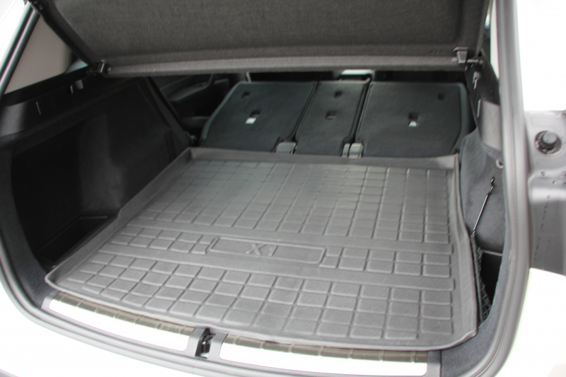 BMW X1 Xdrive18d Xﾗｲﾝ ｴﾃﾞｨｼｮﾝｼﾞｮｲﾌﾟﾗｽ ﾊｲﾗｲﾝ&ｺﾝﾌｫｰﾄP 後期 ﾌｪｲｽﾘﾌﾄ後 真珠色 ﾋｰﾀｰ黒革 追従ACC LEDﾍｯﾄﾞﾗｲﾄ 電動ﾄﾗﾝｸ ﾀｯﾁ画面HDDﾅﾋﾞ衝突軽減ﾌﾞﾚｰｷ 車線逸脱警告 歩行者警告 専用18AW ｳｯﾄﾞﾊﾟﾈﾙ 2年保証