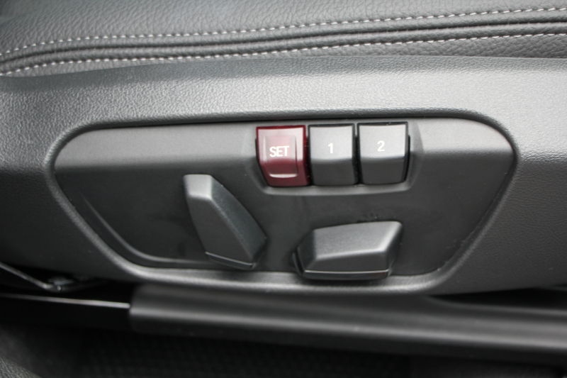 BMW X1 Xdrive18d Xﾗｲﾝ ｴﾃﾞｨｼｮﾝｼﾞｮｲﾌﾟﾗｽ ﾊｲﾗｲﾝ&ｺﾝﾌｫｰﾄP 後期 ﾌｪｲｽﾘﾌﾄ後 真珠色 ﾋｰﾀｰ黒革 追従ACC LEDﾍｯﾄﾞﾗｲﾄ 電動ﾄﾗﾝｸ ﾀｯﾁ画面HDDﾅﾋﾞ衝突軽減ﾌﾞﾚｰｷ 車線逸脱警告 歩行者警告 専用18AW ｳｯﾄﾞﾊﾟﾈﾙ 2年保証