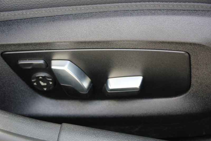 BMW 5シリーズ 530i ｴﾃﾞｨｼｮﾝﾐｯｼｮﾝｲﾝﾎﾟｯｼﾌﾞﾙ 特別仕様車 252馬力 ﾅｲﾄﾌﾞﾙｰﾚｻﾞｰ ｱﾀﾞﾌﾟﾃｨﾌﾞｻｽ ﾊｰﾏﾝｶｰﾄﾞﾝ HUD 追従ACC ｽﾃｱﾘﾝｸﾞｻﾎﾟｰﾄ ﾀｯﾁ画面HDDﾅﾋﾞTV LEDﾍｯﾄﾞﾗｲﾄ ｵｰﾄﾊｲﾋﾞｰﾑ 電動ﾄﾗﾝｸ 360度ｶﾒﾗ 全席ﾋｰﾀｰ 専用ﾌﾞﾗｯｸ19AW 2年保証