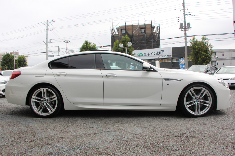 BMW 6シリーズ 640i ｸﾞﾗﾝｸｰﾍﾟMｽﾎﾟｰﾂ 後期 ｻﾝﾙｰﾌ ｼﾅﾓﾝﾌﾞﾗｳﾝﾚｻﾞｰ ｱﾄﾞﾊﾞﾝｽﾄﾞﾃﾞｨｽﾌﾟﾚｲP HUD 液晶ﾒｰﾀｰ 追従ACC ﾚｰﾝﾁｪﾝｼﾞ警告 ｵﾌﾟｼｮﾝ20AW 第5世代iﾄﾞﾗｲﾌﾞHDDﾅﾋﾞTV ﾄｯﾌﾟﾋﾞｭｰｶﾒﾗ ｻｲﾄﾞﾋﾞｭｰｶﾒﾗ Pｱｼｽﾄ 2年保証