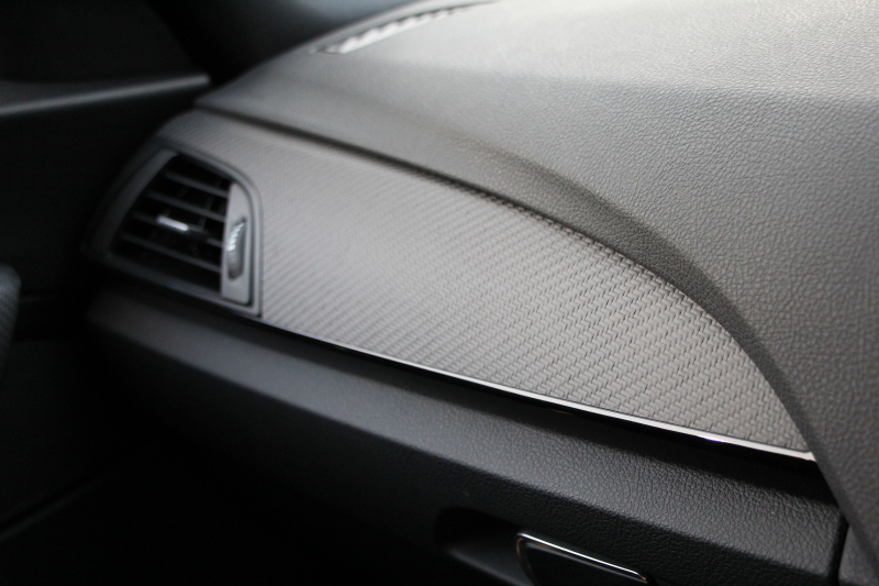 BMW Mシリーズ M2ｸｰﾍﾟMDCT 370馬力 直6ﾀｰﾎﾞ7速DCT ﾋｰﾀｰ黒革 Mﾊﾟﾌｫｰﾏﾝｽｽﾃｱﾘﾝｸﾞｶｰﾎﾞﾝﾘｯﾌﾟｽﾎﾟｲﾗｰ 3Ddesignｴｱﾛ HDDﾅﾋﾞBｶﾒﾗ 専用19AW 衝突軽減ﾌﾞﾚｰｷ 車線逸脱警告 歩行者警告 ﾌﾞﾚｰｷ付ｸﾙｺﾝ ｽﾏｰﾄｷｰ ｶｰﾎﾞﾝｲﾝﾃﾘｱﾄﾘﾑ ﾊﾟﾄﾞﾙｼﾌﾄ 2年保証