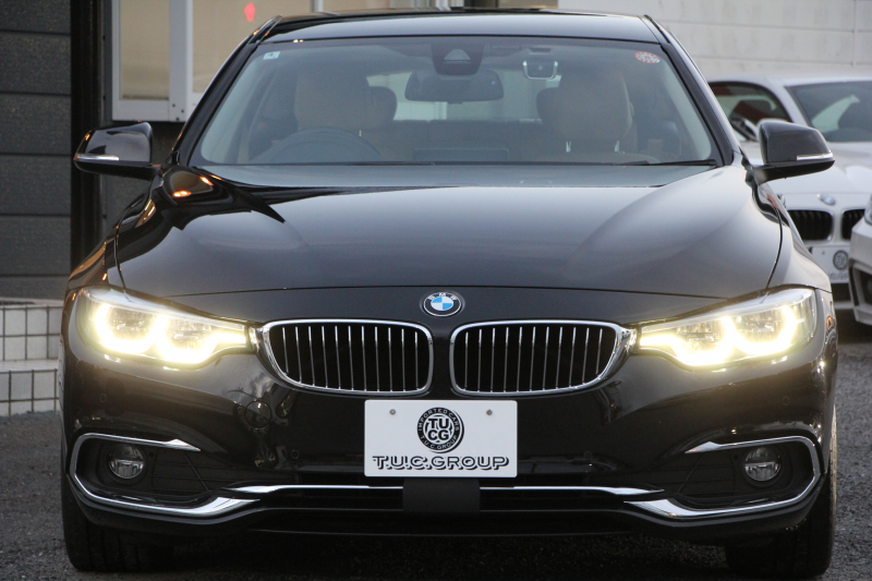 BMW 4シリーズ 420i ｸﾞﾗﾝｸｰﾍﾟﾗｸﾞｼﾞｭｱﾘｰ 後期 ｵｲｽﾀｰﾚｻﾞｰ ｼｰﾄﾋｰﾀｰ 液晶ﾒｰﾀｰ LEDﾍｯﾄﾞﾗｲﾄ&ﾃｰﾙ 追従ACC ﾚｰﾝﾁｪﾝｼﾞ警告 ﾌﾙｾｸﾞTV ﾀｯﾁ画面HDDﾅﾋﾞｸﾛｰﾑﾗｲﾝｴｸｽﾃﾘｱ 電動ﾄﾗﾝｸ 衝突軽減ﾌﾞﾚｰｷ 車線逸脱警告 歩行者警告 2年保証