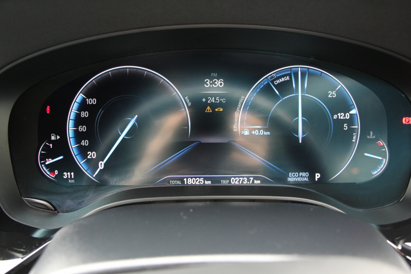 BMW 5シリーズ 530i Mｽﾎﾟｰﾂ 型式変更後｢JR20｣ 252馬力 全席ﾋｰﾀｰ黒革 HUD 追従ACC ｽﾃｱﾘﾝｸﾞｻﾎﾟｰﾄ 変更後全面液晶ﾒｰﾀｰ LEDﾍｯﾄﾞﾗｲﾄ ｵｰﾄﾊｲﾋﾞｰﾑ ﾀｯﾁ画面HDDﾅﾋﾞTV 360度ｶﾒﾗ Mspﾌﾞﾚｰｷ 19AW 電動ﾄﾗﾝｸ 専用ｴｱﾛ 2年保証