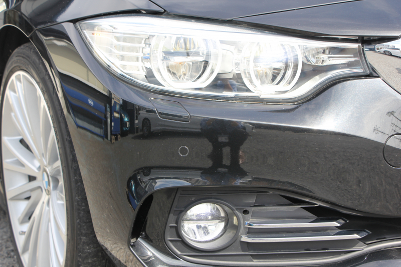 BMW 4シリーズ 428i ｸｰﾍﾟﾗｸﾞｼﾞｭｱﾘｰ 高出力 245馬力 ｻﾄﾞﾙﾌﾞﾗｳﾝﾚｻﾞｰ ｼｰﾄﾋｰﾀｰ HUD LEDﾍｯﾄﾞﾗｲﾄ 追従ACC 衝突軽減ﾌﾞﾚｰｷ 車線逸脱警告 歩行者警告 ﾀｯﾁﾊﾟｯﾄﾞ対応HDDﾅﾋﾞｽﾏｰﾄｷｰ Bluetooth接続 2年保証