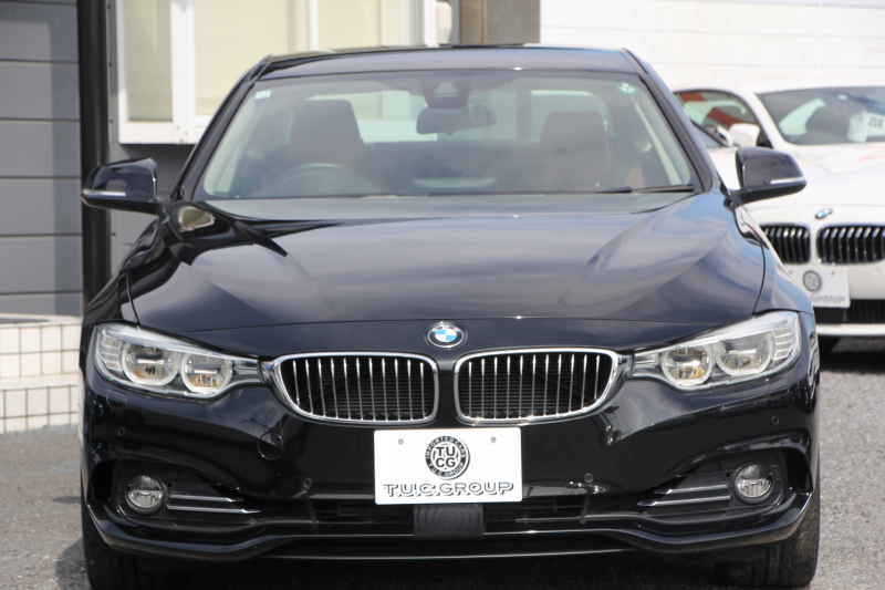 BMW 4シリーズ 428i ｸｰﾍﾟﾗｸﾞｼﾞｭｱﾘｰ 高出力 245馬力 ｻﾄﾞﾙﾌﾞﾗｳﾝﾚｻﾞｰ ｼｰﾄﾋｰﾀｰ HUD LEDﾍｯﾄﾞﾗｲﾄ 追従ACC 衝突軽減ﾌﾞﾚｰｷ 車線逸脱警告 歩行者警告 ﾀｯﾁﾊﾟｯﾄﾞ対応HDDﾅﾋﾞｽﾏｰﾄｷｰ Bluetooth接続 2年保証