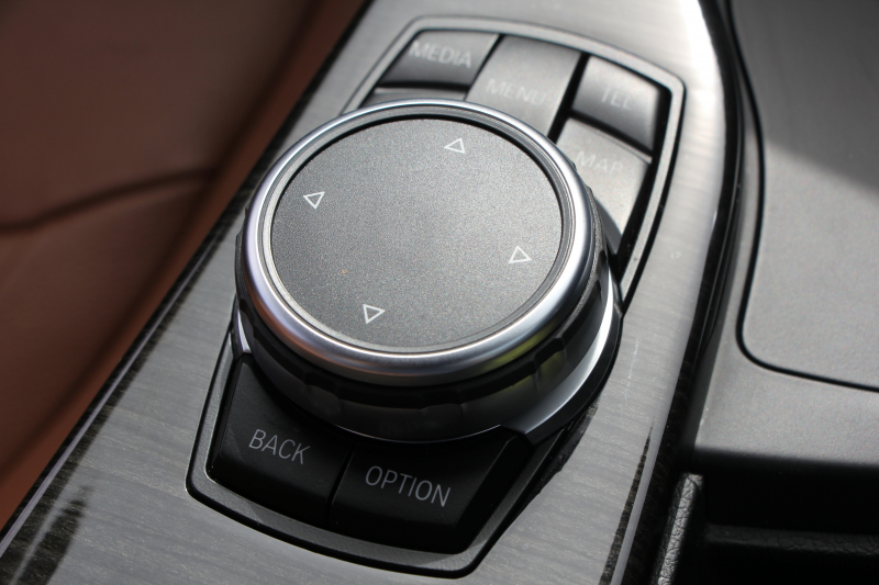 BMW 4シリーズ 428i ｸｰﾍﾟﾗｸﾞｼﾞｭｱﾘｰ 高出力 245馬力 ｻﾄﾞﾙﾌﾞﾗｳﾝﾚｻﾞｰ ｼｰﾄﾋｰﾀｰ HUD LEDﾍｯﾄﾞﾗｲﾄ 追従ACC 衝突軽減ﾌﾞﾚｰｷ 車線逸脱警告 歩行者警告 ﾀｯﾁﾊﾟｯﾄﾞ対応HDDﾅﾋﾞｽﾏｰﾄｷｰ Bluetooth接続 2年保証