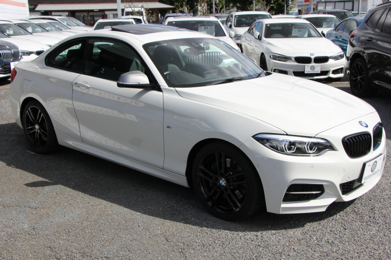 BMW 2シリーズ M240i ｸｰﾍﾟ後期 1ｵｰﾅ ｻﾝﾙｰﾌ ﾋｰﾀｰ黒革 追従ACC B58新ｴﾝｼﾞﾝ 直6ﾀｰﾎﾞ340馬力 LEDﾍｯﾄﾞﾗｲﾄ LEDﾃｰﾙ ｱﾀﾞﾌﾟﾃｨﾌﾞMｻｽ 専用ﾌﾞﾚｰｷ ｼﾞｪｯﾄﾌﾞﾗｯｸ18AW ﾀｯﾁ画面HDDﾅﾋﾞPｱｼｽﾄ ﾊﾟﾄﾞﾙｼﾌﾄ 8速AT 衝突軽減ﾌﾞﾚｰｷ 2年保証