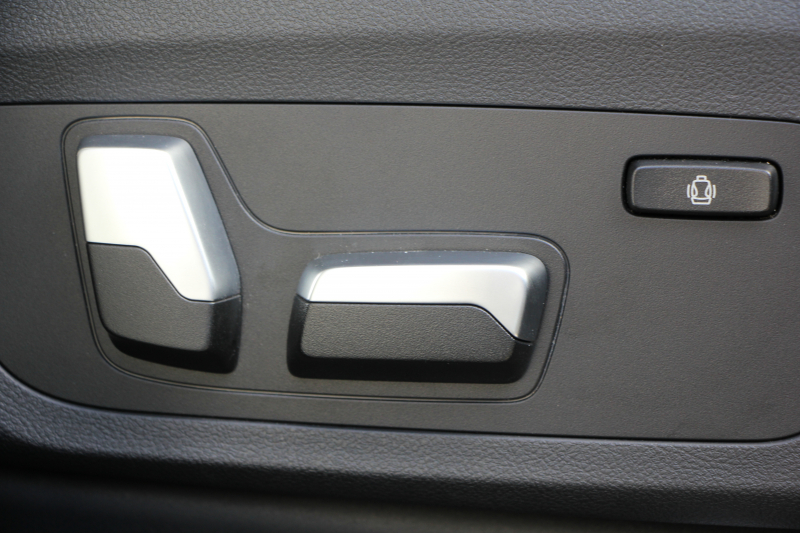 BMW X3 Xdrive20d Mｽﾎﾟｰﾂ 中期 新型式3DA-UZ20 NEWｲﾝﾃﾘｱ BMWﾗｲﾌﾞｺｯｸﾋﾟｯﾄﾞｱｯﾌﾟﾙｶｰﾌﾟﾚｲ 新ﾀｯﾁ画面HDDﾅﾋﾞUSBtype-C LEDﾍｯﾄﾞﾗｲﾄ ｵｰﾄﾊｲﾋﾞｰﾑ ｼｰﾄﾋｰﾀｰ ﾌﾞﾗｯｸ20AW 360度ｶﾒﾗ 電動ﾘｱｹﾞｰﾄ 2年保証