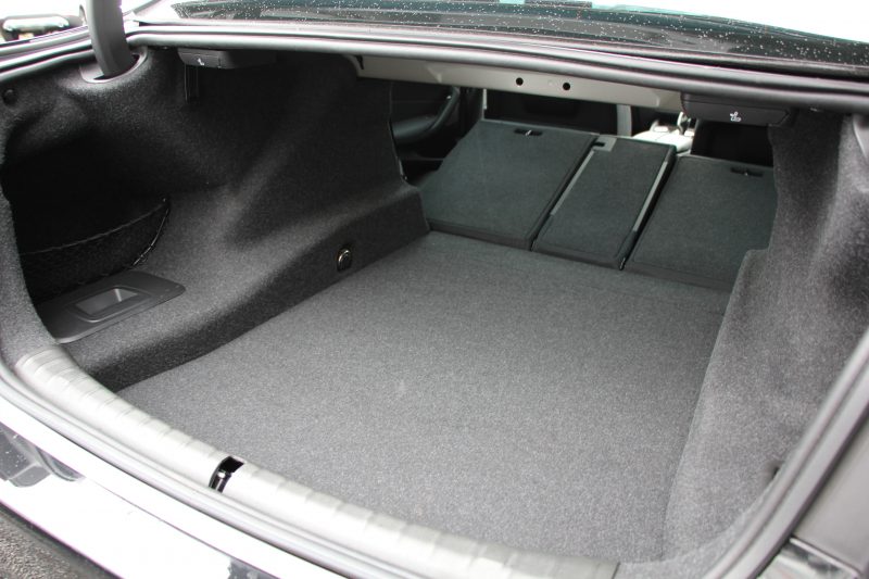 BMW 5シリーズ 523d ﾗｸﾞｼﾞｭｱﾘｰ ｾﾚｸﾄP ｻﾝﾙｰﾌ 全席ﾋｰﾀｰ黒革 ﾊｰﾏﾝｶｰﾄﾞﾝｻﾗｳﾝﾄﾞ4ｿﾞｰﾝｴｱｺﾝ HUD 追従ACC ｽﾃｱﾘﾝｸﾞｻﾎﾟｰﾄ ﾀｯﾁ画面HDDﾅﾋﾞTV 360度ｶﾒﾗ 電動ﾄﾗﾝｸ LEDﾍｯﾄﾞﾗｲﾄ ｵｰﾄﾊｲﾋﾞｰﾑ 電動ﾄﾗﾝｸ ｸﾛｰﾑﾗｲﾝ 2年保証