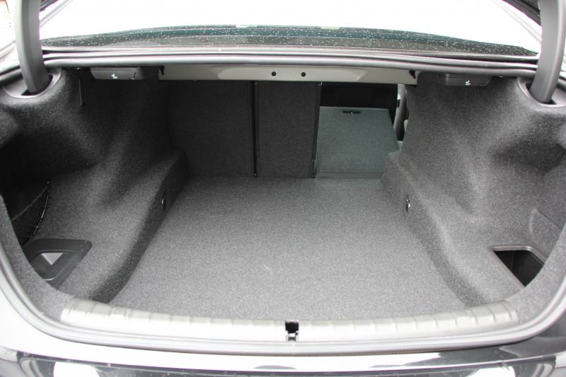 BMW 5シリーズ 523d ﾗｸﾞｼﾞｭｱﾘｰ ｾﾚｸﾄP ｻﾝﾙｰﾌ 全席ﾋｰﾀｰ黒革 ﾊｰﾏﾝｶｰﾄﾞﾝｻﾗｳﾝﾄﾞ4ｿﾞｰﾝｴｱｺﾝ HUD 追従ACC ｽﾃｱﾘﾝｸﾞｻﾎﾟｰﾄ ﾀｯﾁ画面HDDﾅﾋﾞTV 360度ｶﾒﾗ 電動ﾄﾗﾝｸ LEDﾍｯﾄﾞﾗｲﾄ ｵｰﾄﾊｲﾋﾞｰﾑ 電動ﾄﾗﾝｸ ｸﾛｰﾑﾗｲﾝ 2年保証