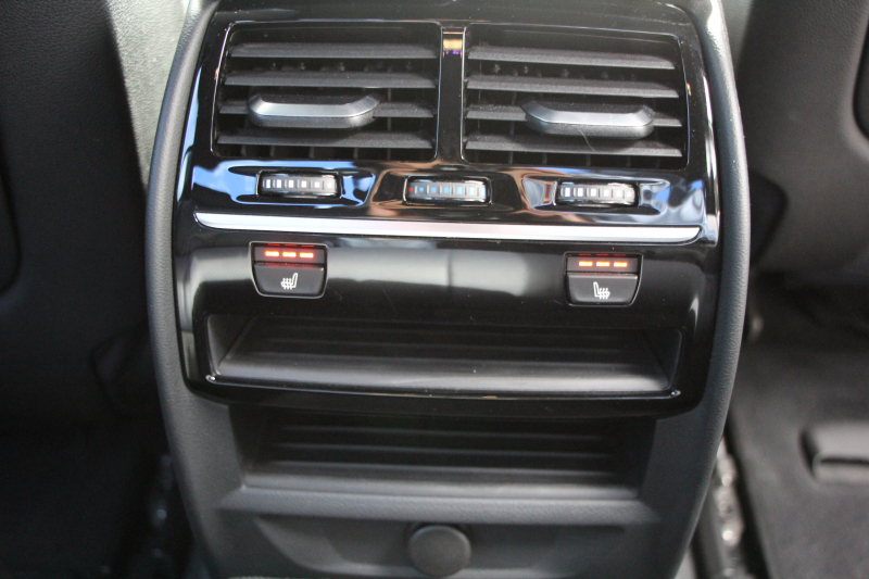 BMW 5シリーズ 530i ｴﾃﾞｨｼｮﾝﾐｯｼｮﾝｲﾝﾎﾟｯｼﾌﾞﾙ 特別仕様車 252馬力 ﾅｲﾄﾌﾞﾙｰﾚｻﾞｰ ｱﾀﾞﾌﾟﾃｨﾌﾞｻｽ ﾊｰﾏﾝｶｰﾄﾞﾝ HUD 追従ACC ｽﾃｱﾘﾝｸﾞｻﾎﾟｰﾄ ﾀｯﾁ画面HDDﾅﾋﾞTV LEDﾍｯﾄﾞﾗｲﾄ ｵｰﾄﾊｲﾋﾞｰﾑ 電動ﾄﾗﾝｸ 360度ｶﾒﾗ 全席ﾋｰﾀｰ 専用ﾌﾞﾗｯｸ19AW 2年保証