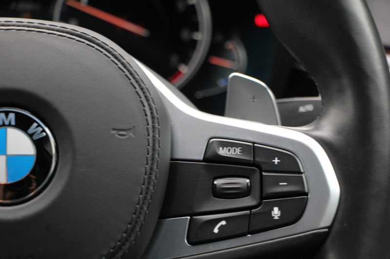 BMW 5シリーズ 530i ｴﾃﾞｨｼｮﾝﾐｯｼｮﾝｲﾝﾎﾟｯｼﾌﾞﾙ 特別仕様車 252馬力 ﾅｲﾄﾌﾞﾙｰﾚｻﾞｰ ｱﾀﾞﾌﾟﾃｨﾌﾞｻｽ ﾊｰﾏﾝｶｰﾄﾞﾝ HUD 追従ACC ｽﾃｱﾘﾝｸﾞｻﾎﾟｰﾄ ﾀｯﾁ画面HDDﾅﾋﾞTV LEDﾍｯﾄﾞﾗｲﾄ ｵｰﾄﾊｲﾋﾞｰﾑ 電動ﾄﾗﾝｸ 360度ｶﾒﾗ 全席ﾋｰﾀｰ 専用ﾌﾞﾗｯｸ19AW 2年保証