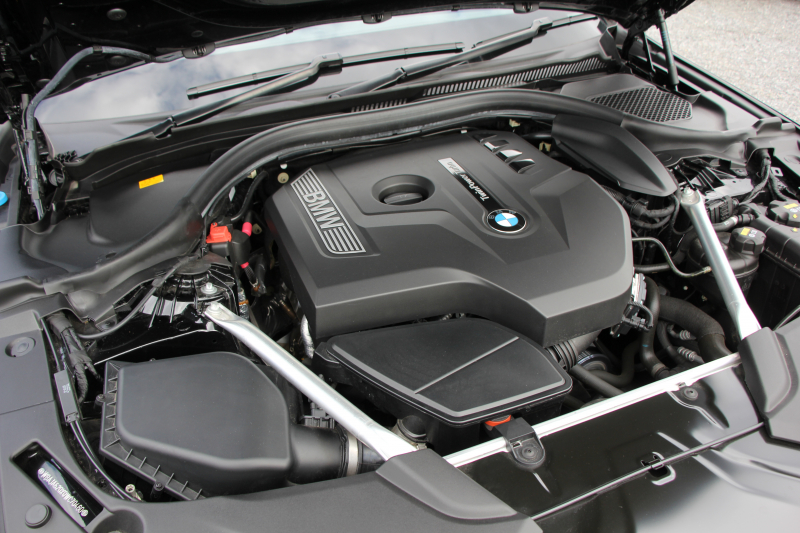 BMW 5シリーズ 530i ｴﾃﾞｨｼｮﾝﾐｯｼｮﾝｲﾝﾎﾟｯｼﾌﾞﾙ 特別仕様車 252馬力 ﾅｲﾄﾌﾞﾙｰﾚｻﾞｰ ｱﾀﾞﾌﾟﾃｨﾌﾞｻｽ ﾊｰﾏﾝｶｰﾄﾞﾝ HUD 追従ACC ｽﾃｱﾘﾝｸﾞｻﾎﾟｰﾄ ﾀｯﾁ画面HDDﾅﾋﾞTV LEDﾍｯﾄﾞﾗｲﾄ ｵｰﾄﾊｲﾋﾞｰﾑ 電動ﾄﾗﾝｸ 360度ｶﾒﾗ 全席ﾋｰﾀｰ 専用ﾌﾞﾗｯｸ19AW 2年保証