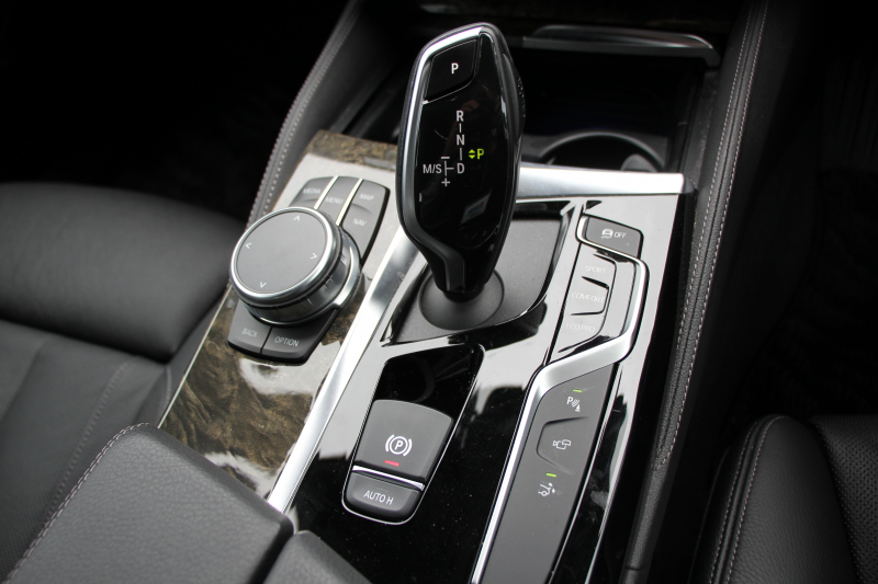 BMW 6シリーズ 630i ｸﾞﾗﾝﾂｰﾘｽﾓ Mｽﾎﾟｰﾂ ｾﾚｸﾄ&ｺﾝﾌｫｰﾄP ﾊﾟﾉﾗﾏｻﾝﾙｰﾌ 全席ﾋｰﾀｰ黒革 ﾌﾛﾝﾄﾏｯｻｰｼﾞ&ﾍﾞﾝﾁﾚｰｼｮﾝ ﾘｱ電動可倒調整 ﾊｰﾏﾝｶｰﾄﾞﾝｻﾗｳﾝﾄﾞ追従ACC HUD LEDﾍｯﾄﾞﾗｲﾄ 4ｿﾞｰﾝAC 360度ｶﾒﾗ ｿﾌﾄｸﾛｰｽﾞﾄﾞｱ ﾀｯﾁ画面HDDﾅﾋﾞ電動ﾄﾗﾝｸ 2年保証