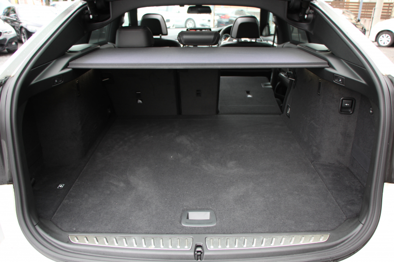 BMW 6シリーズ 630i ｸﾞﾗﾝﾂｰﾘｽﾓ Mｽﾎﾟｰﾂ ｾﾚｸﾄ&ｺﾝﾌｫｰﾄP ﾊﾟﾉﾗﾏｻﾝﾙｰﾌ 全席ﾋｰﾀｰ黒革 ﾌﾛﾝﾄﾏｯｻｰｼﾞ&ﾍﾞﾝﾁﾚｰｼｮﾝ ﾘｱ電動可倒調整 ﾊｰﾏﾝｶｰﾄﾞﾝｻﾗｳﾝﾄﾞ追従ACC HUD LEDﾍｯﾄﾞﾗｲﾄ 4ｿﾞｰﾝAC 360度ｶﾒﾗ ｿﾌﾄｸﾛｰｽﾞﾄﾞｱ ﾀｯﾁ画面HDDﾅﾋﾞ電動ﾄﾗﾝｸ 2年保証