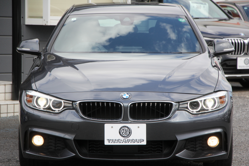 BMW 4シリーズ 420i ｸﾞﾗﾝｸｰﾍﾟMｽﾎﾟｰﾂ 中期 新ｴﾝｼﾞﾝ 追従ACC ﾚｰﾝﾁｪﾝｼﾞ警告 衝突軽減ﾌﾞﾚｰｷ 車線逸脱警告 歩行者警告 ﾀｯﾁﾊﾟｯﾄﾞ対応HDDﾅﾋﾞBｶﾒﾗ Bluetooth接続 電動ﾄﾗﾝｸ ｽﾏｰﾄｷｰ ﾊﾟﾄﾞﾙｼﾌﾄ 専用ｴｱﾛ 2年保証