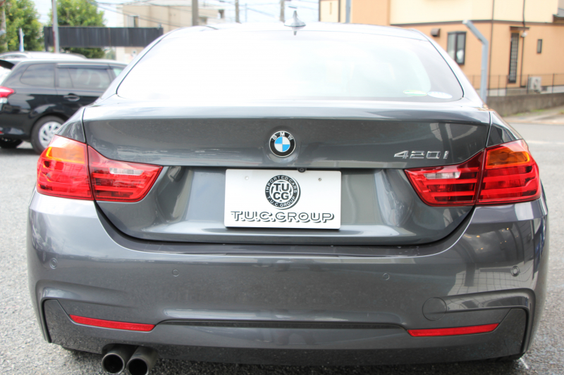 BMW 4シリーズ 420i ｸﾞﾗﾝｸｰﾍﾟMｽﾎﾟｰﾂ 中期 新ｴﾝｼﾞﾝ 追従ACC ﾚｰﾝﾁｪﾝｼﾞ警告 衝突軽減ﾌﾞﾚｰｷ 車線逸脱警告 歩行者警告 ﾀｯﾁﾊﾟｯﾄﾞ対応HDDﾅﾋﾞBｶﾒﾗ Bluetooth接続 電動ﾄﾗﾝｸ ｽﾏｰﾄｷｰ ﾊﾟﾄﾞﾙｼﾌﾄ 専用ｴｱﾛ 2年保証