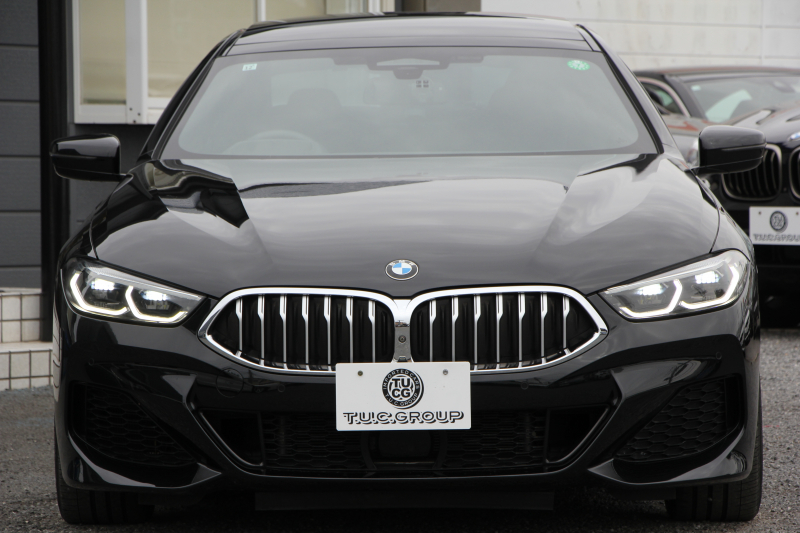 BMW 8シリーズ 840i ｸﾞﾗﾝｸｰﾍﾟMｽﾎﾟｰﾂ ﾊﾟﾉﾗﾏｻﾝﾙｰﾌ indiviﾒﾘﾉﾚｻﾞｰ ﾅｲﾄﾌﾞﾙｰ&ﾌﾞﾗｯｸﾚｻﾞｰ ﾚｰｻﾞｰﾗｲﾄ ｵﾌﾟｼｮﾝ20AW ﾊｰﾏﾝｶｰﾄﾞﾝｻｳﾝﾄﾞｸﾘｽﾀﾙﾌｨﾆｯｼｭ 360度ｶﾒﾗ 追従ACC HUD 全席ﾋｰﾀｰ ﾌﾛﾝﾄﾍﾞﾝﾁﾚｰｼｮﾝ ｿﾌﾄｸﾛｰｽﾞﾄﾞｱ 2年保証
